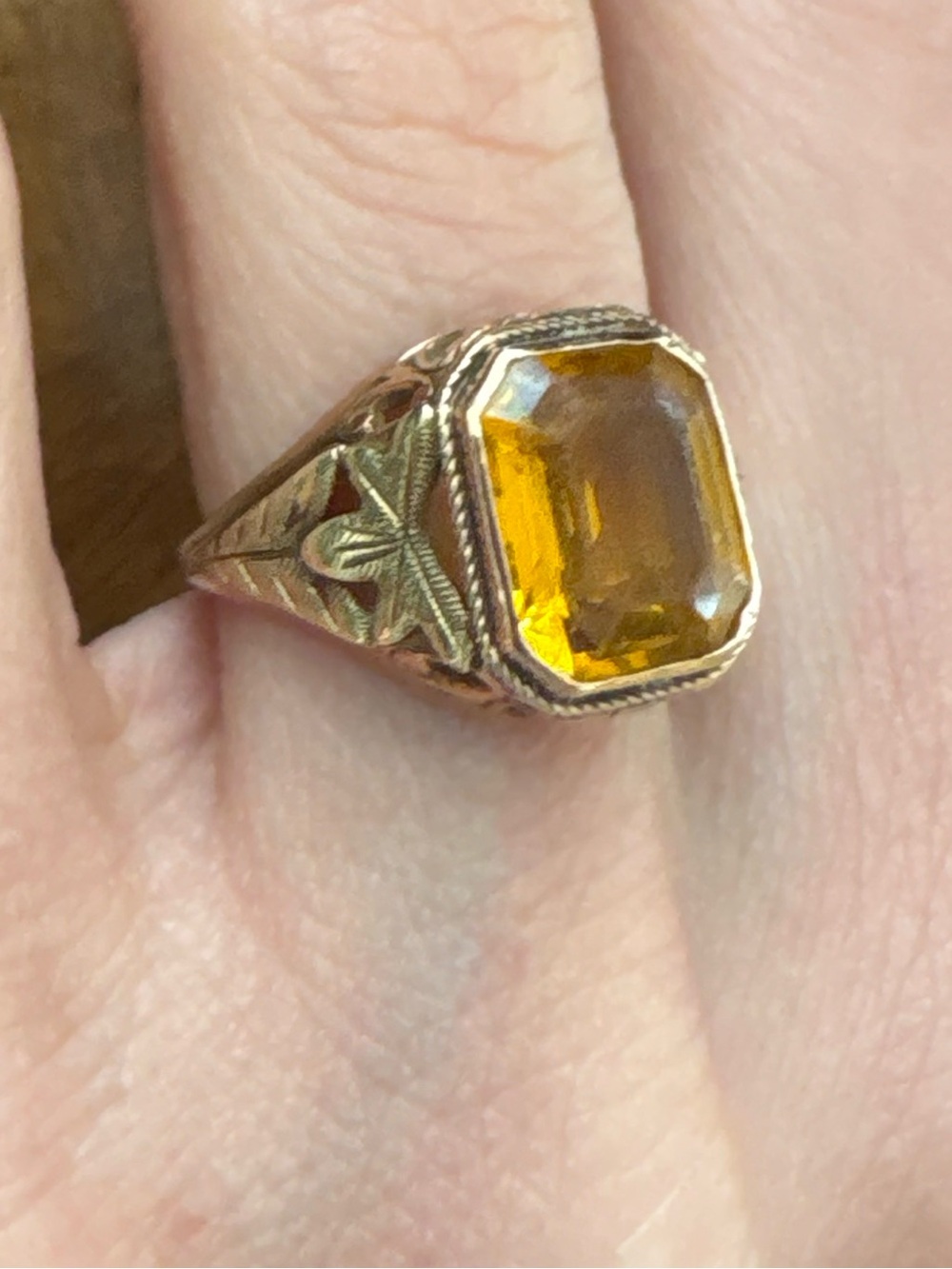 10K Yellow & Green Gold Filigree Ring art deco Orange Stone Vintage Size 5 - Picture 6 of 15